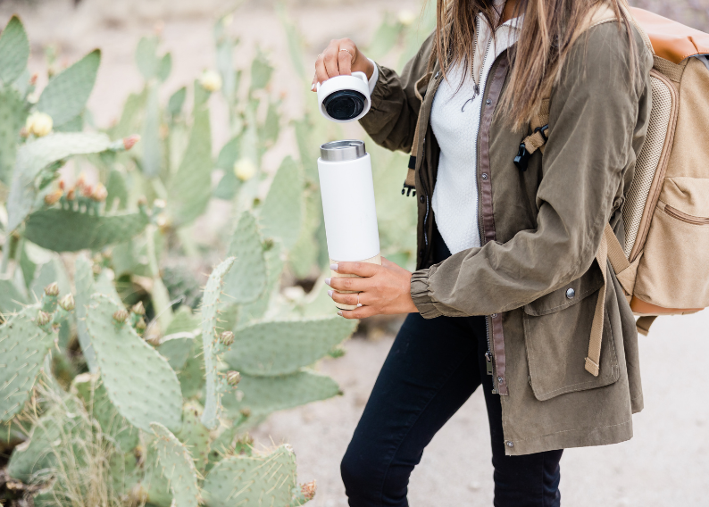 Cirkul Bottle vs Traditional Water Bottles: Making the Right Choice for Hydration