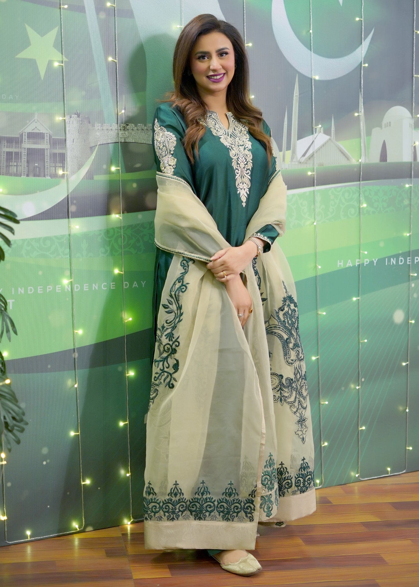 Shayari Emerald green sheesha silk Shirt and Shalwar with Dupatta - Madiha Naqvi