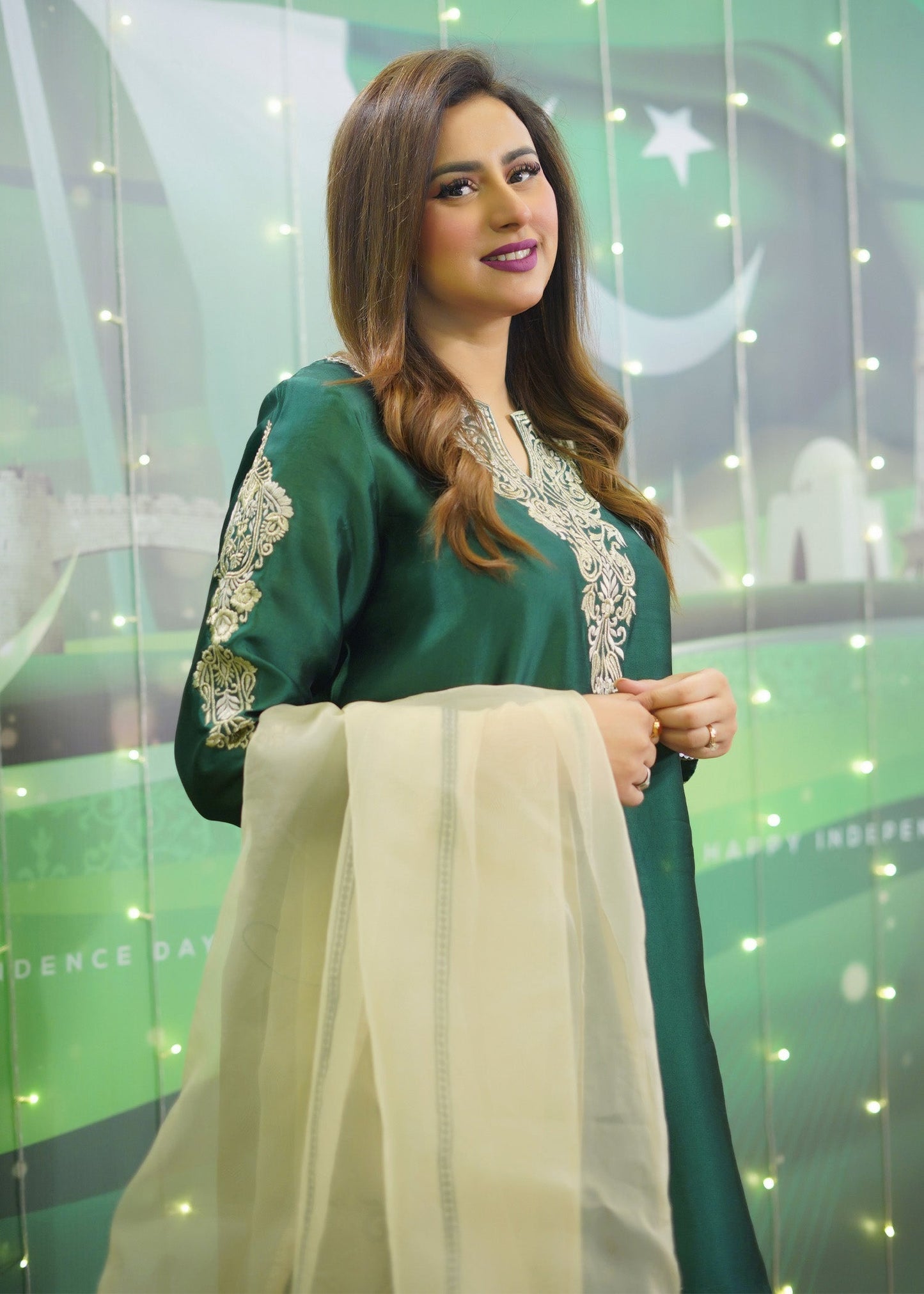 Shayari Emerald green sheesha silk Shirt and Shalwar with Dupatta - Madiha Naqvi