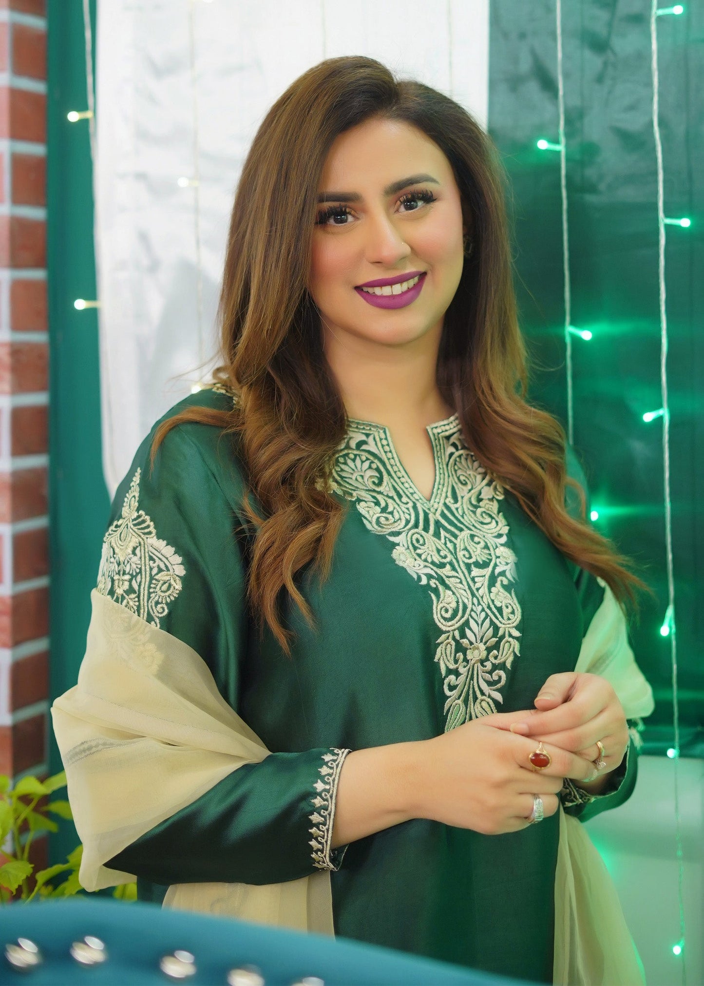 Shayari Emerald green sheesha silk Shirt and Shalwar with Dupatta - Madiha Naqvi