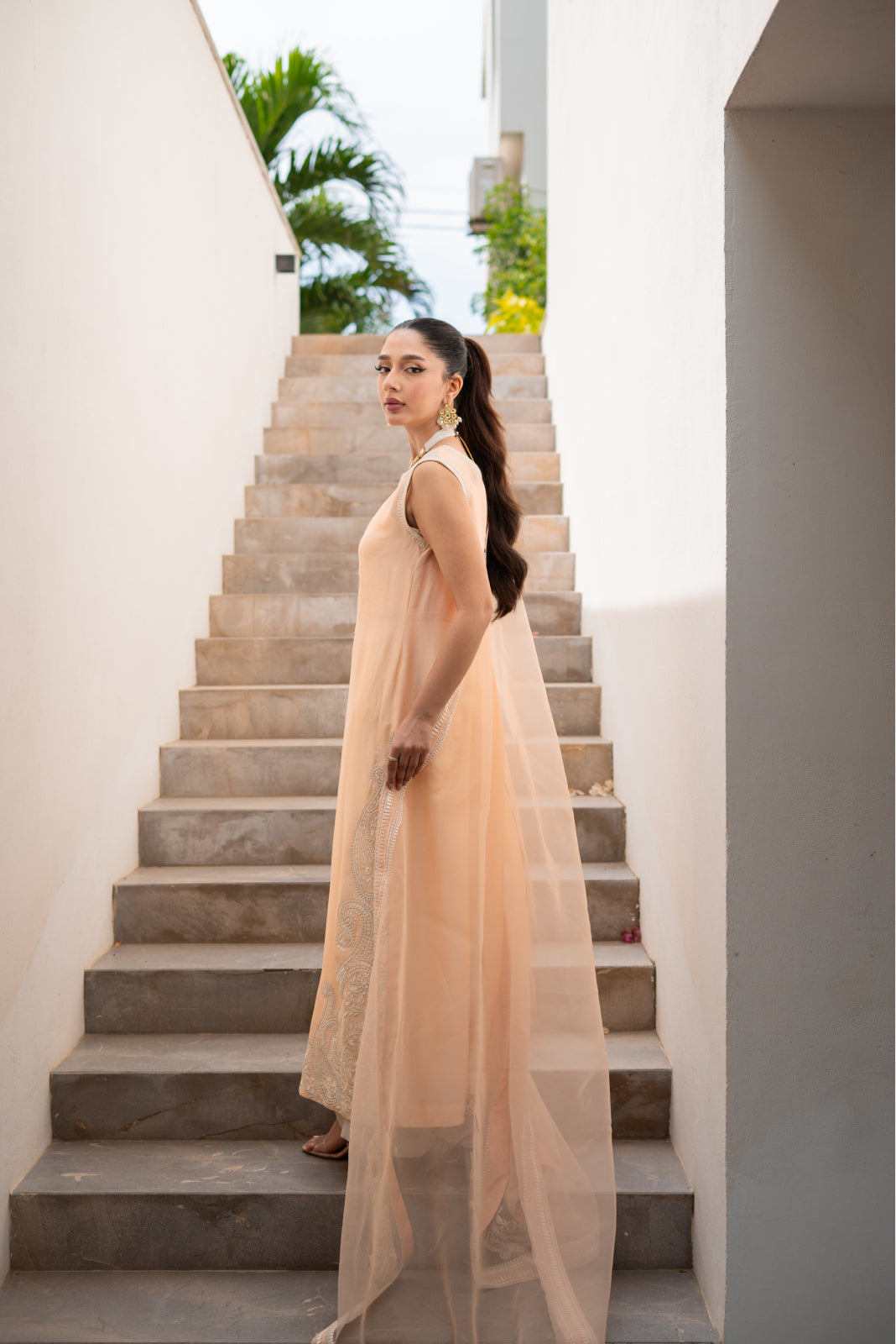 Ahsaas Chemise en soie sheesha pêche claire et Azaar avec Dupatta